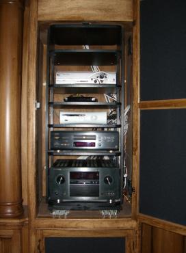 This slide out rack to make it easier to work on.